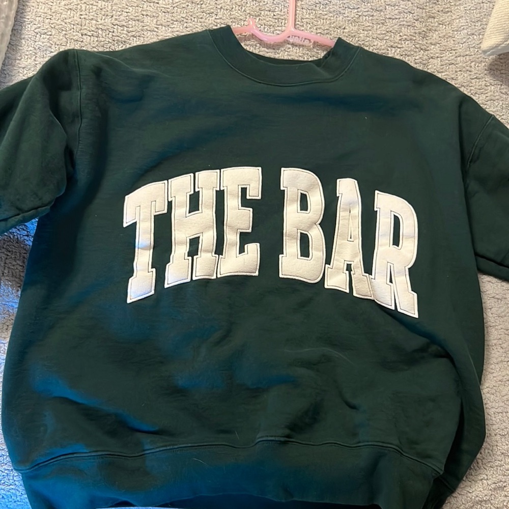 The Bar Sweatshirt- Hunter green size M. Worn and washed a few times